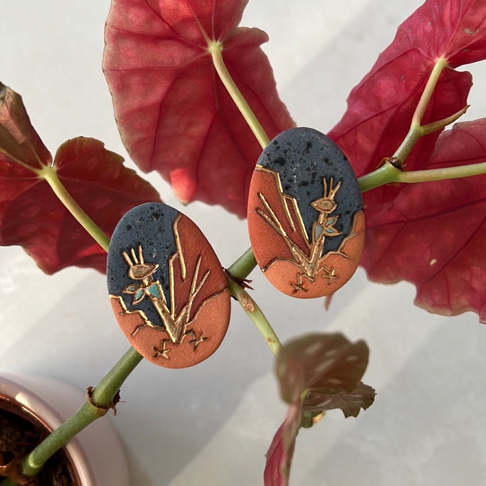 Southwest Style Unique Artists Earrings Ceramic with Gold Accent Vintage